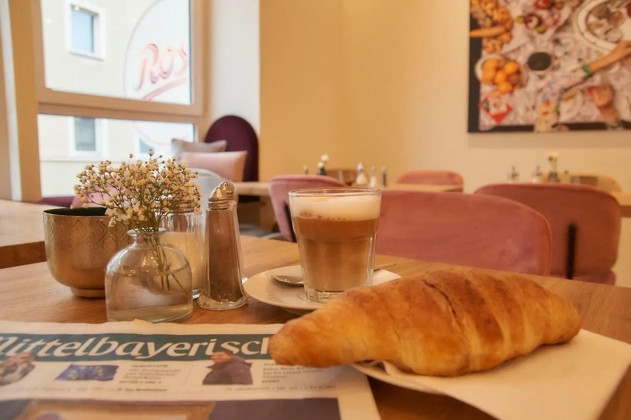 Rosi Boutique Hotel Řezno